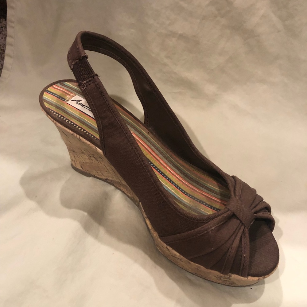 Brown Wedges